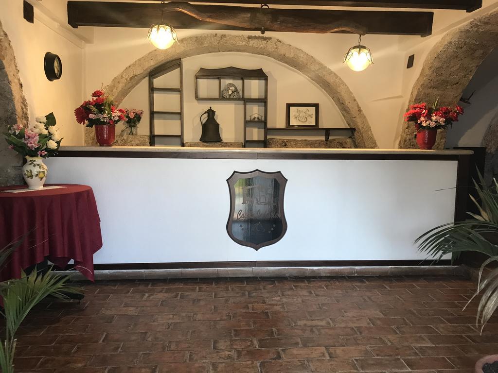 Aquino B&B La Staffa מראה חיצוני תמונה